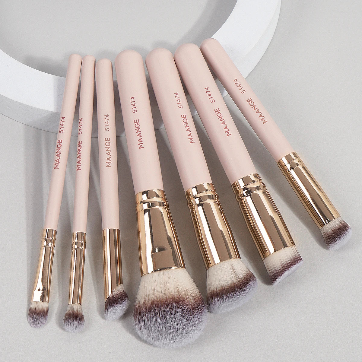 7-Piece Professional Makeup Brush Set (MAANGE) brand